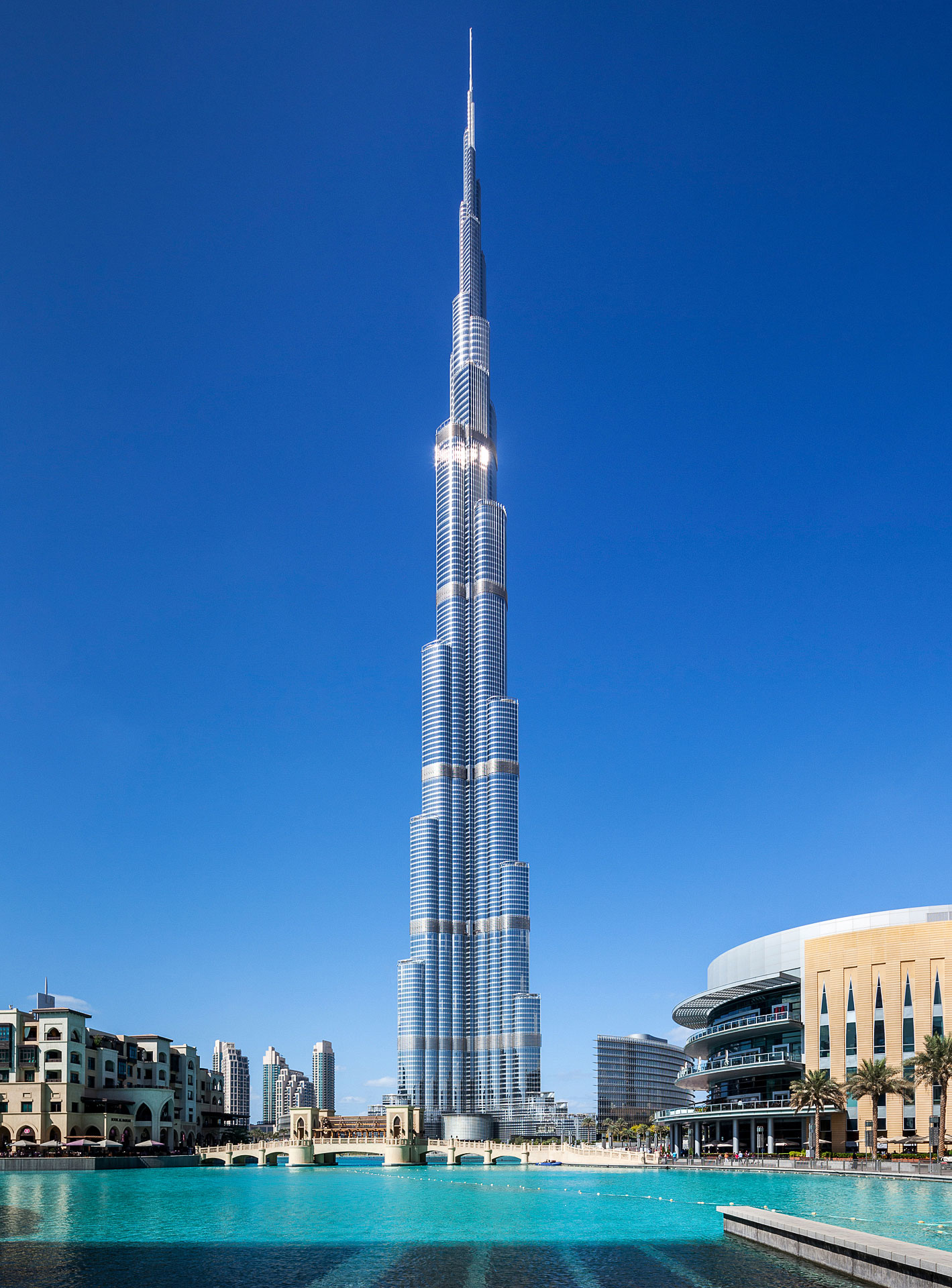 Бурж халиф сколько. Бурдж-Халифа Дубай. Башня Бурдж Халифа в Дубае. Бурдб кзалифа. Буш Калиф Дубай.